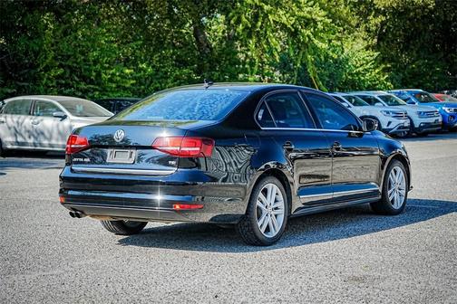 2017 Volkswagen Jetta 1.8T SEL