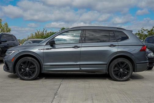 2022 Volkswagen Tiguan 2.0T SE R-Line Black
