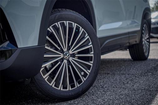 2026 Volkswagen Taos 1.5T SE