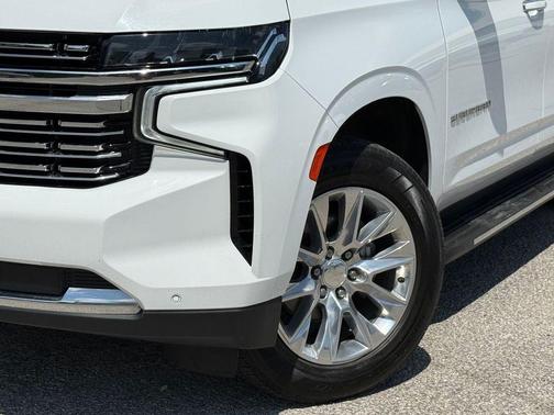 Summit White 2023 Chevrolet Suburban Premier
