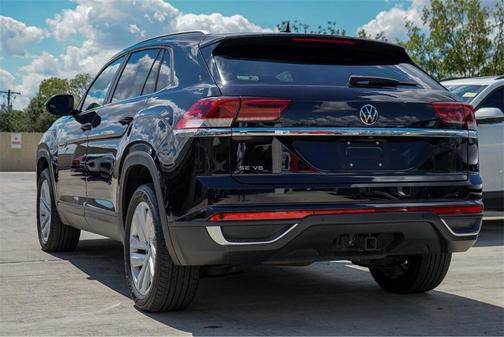 2022 Volkswagen Atlas Cross Sport 3.6L V6 SE w/Technology