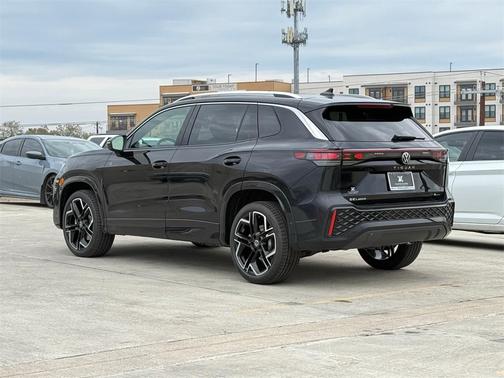 2026 Volkswagen Tiguan 2.0T SEL R-Line