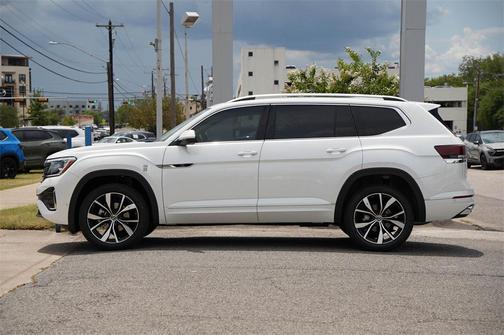 2025 Volkswagen Atlas 2.0T SEL Premium R-Line