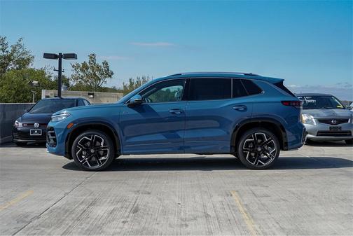 2026 Volkswagen Tiguan 2.0T SEL R-Line