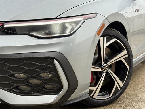 2026 Volkswagen Golf GTI 2.0T SE