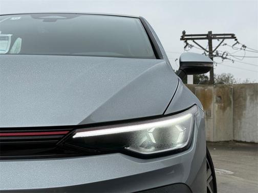 2026 Volkswagen Golf GTI 2.0T SE