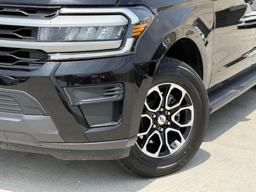 Black Metallic 2024 Ford Expedition Max XLT