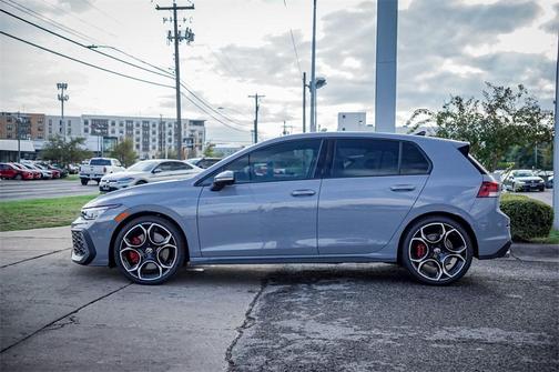 2026 Volkswagen Golf GTI AUTOBAHN