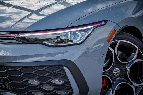 2026 Volkswagen Golf GTI AUTOBAHN