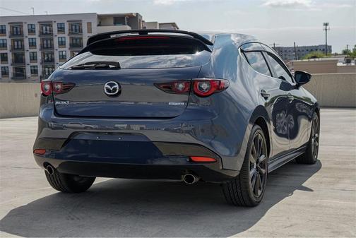 2022 Mazda Mazda3 Carbon Edition