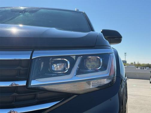 2022 Volkswagen Atlas Cross Sport 3.6L V6 SE w/Technology