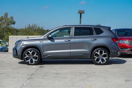 2023 Volkswagen Taos 1.5T SEL