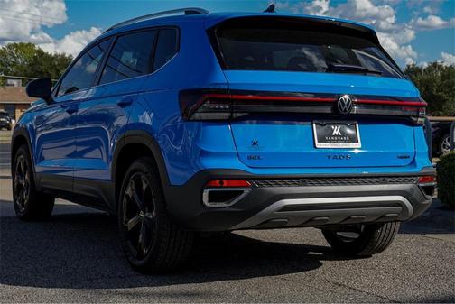 2025 Volkswagen Taos 1.5T SEL