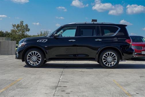 2017 INFINITI QX80 Base