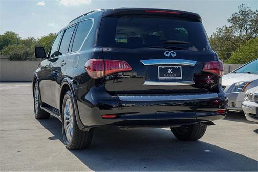2017 INFINITI QX80 Base