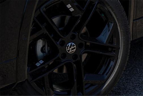 2025 Volkswagen Tiguan 2.0T SE R-Line Black