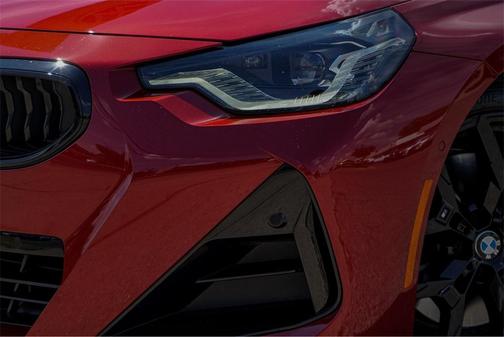 2025 BMW 230 i xDrive