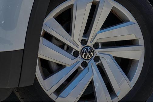2023 Volkswagen Atlas Cross Sport 3.6L V6 SE w/Technology