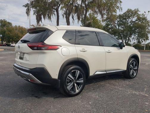2021 Nissan Rogue Platinum