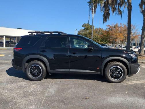 2025 Nissan Pathfinder Rock Creek 4WD
