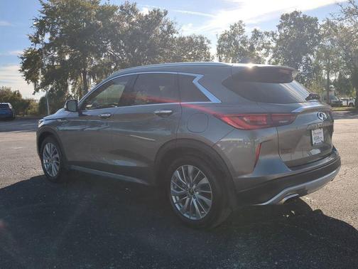 2023 INFINITI QX50 LUXE