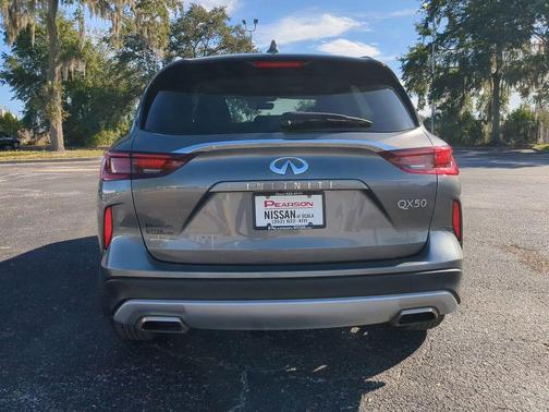 2023 INFINITI QX50 LUXE