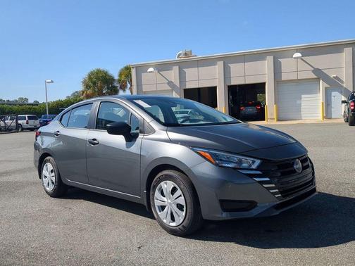 2025 Nissan Versa 1.6 S