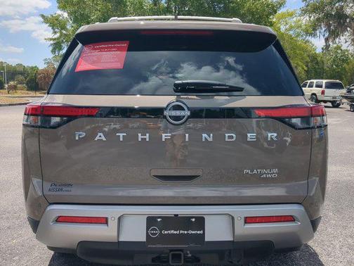 2024 Nissan Pathfinder Platinum 4WD