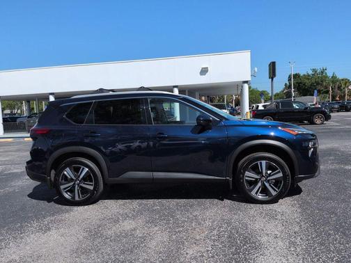 Deep Ocean Blue Pearl 2025 Nissan Rogue SL