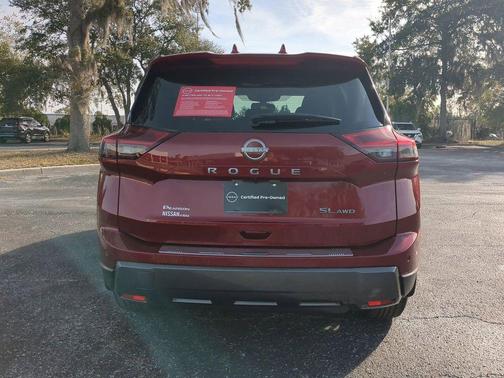 2025 Nissan Rogue SL