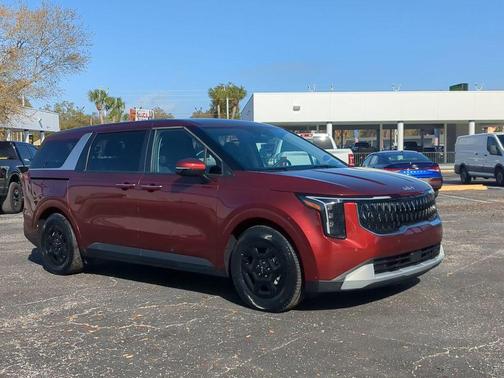 2025 Kia Carnival LXS