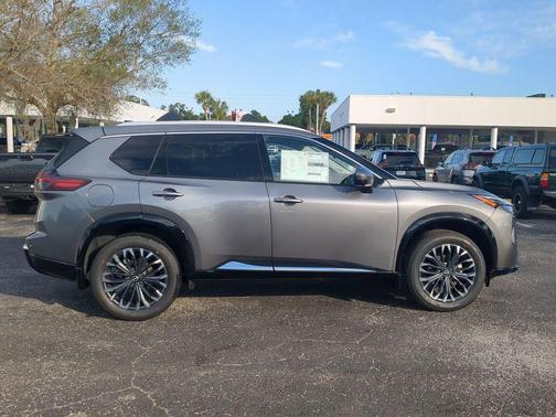 Gun Metallic 2026 Nissan Rogue Platinum