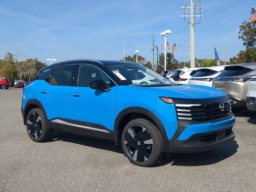 2026 Nissan Kicks SR