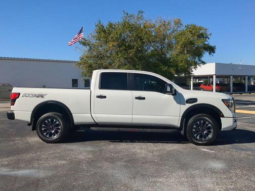 2022 Nissan Titan XD PRO-4X