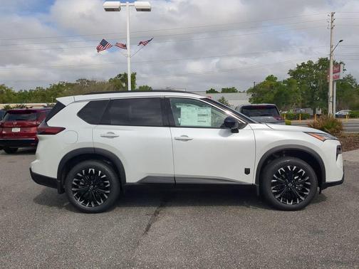 Everest White Pearl Tricoat 2026 Nissan Rogue Dark Armor
