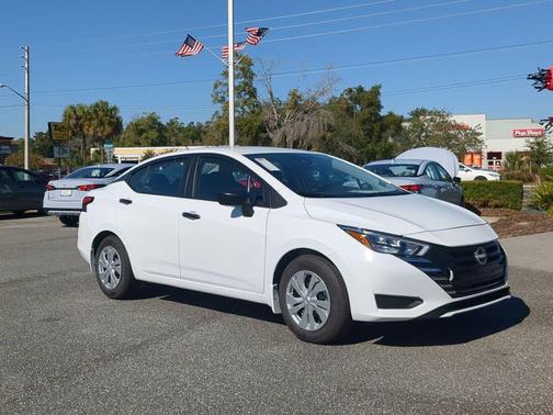 2025 Nissan Versa 1.6 S