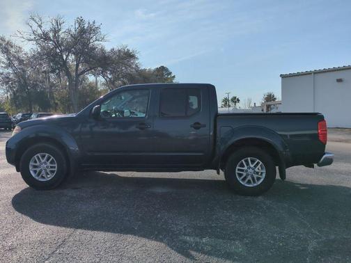 2017 Nissan Frontier SV