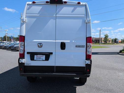 Bright White Clearcoat 2026 RAM ProMaster 2500 Tradesman
