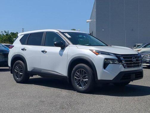 2025 Nissan Rogue S