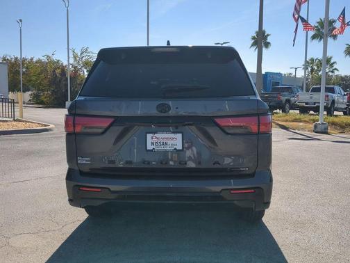 2025 Toyota Sequoia Platinum