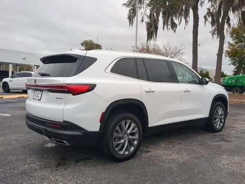 2025 Buick Enclave Preferred FWD