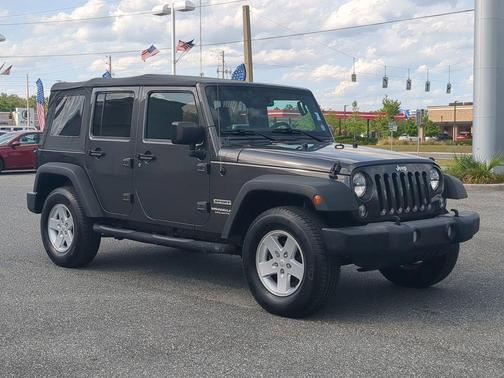 Granite Crystal Metallic Clearcoat 2017 Jeep Wrangler Unlimited Sport