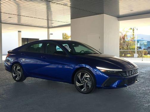 2025 Hyundai ELANTRA Sport