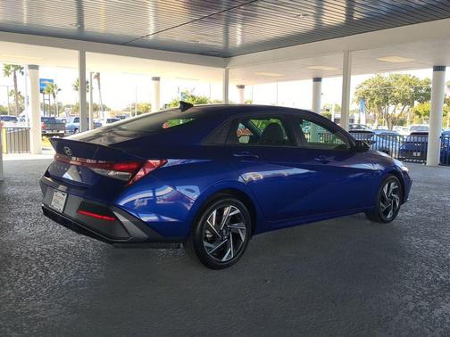 2025 Hyundai ELANTRA Sport