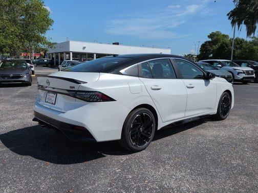 White / Black 2026 Nissan Sentra SR