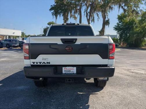2024 Nissan Titan PRO-4X