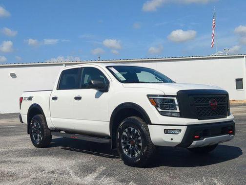 2024 Nissan Titan PRO-4X