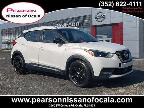 2020 Nissan Kicks SR