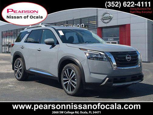 2025 Nissan Pathfinder Platinum FWD
