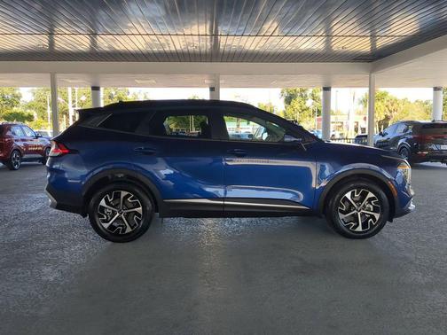 2025 Kia Sportage EX